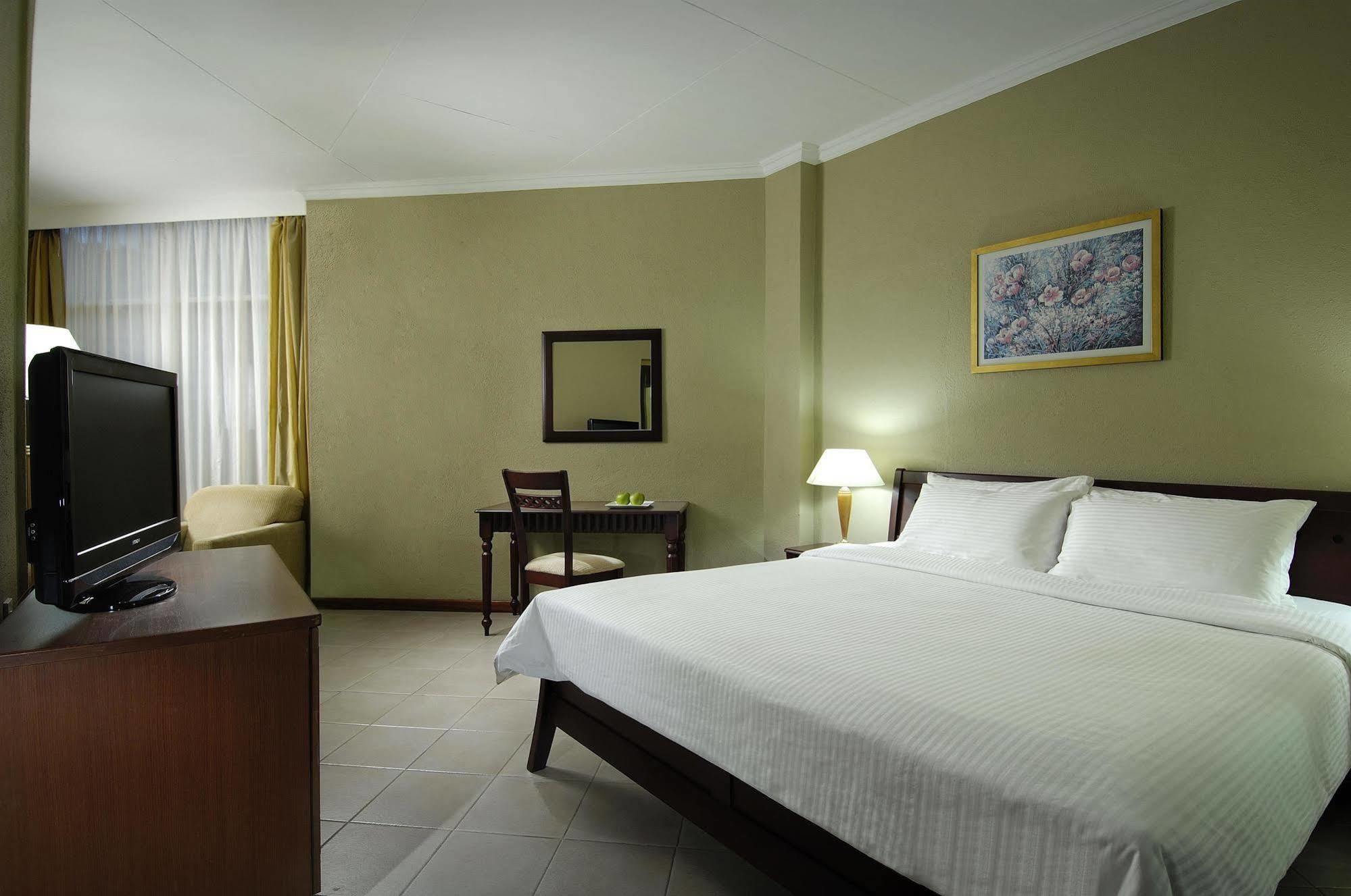 Berjaya Beau Vallon Bay Resort & Casino Екстериор снимка